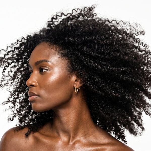 CAPELLI RICCI O MOSSI